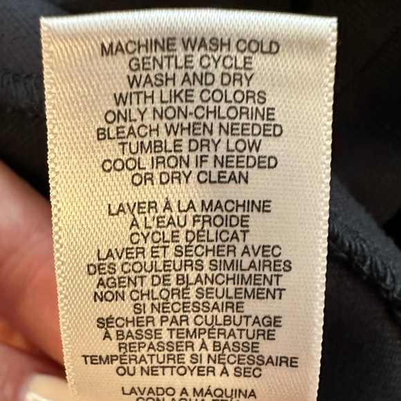 Michael Kors Navy Pleated Mini Skirt Size 4 - Picture 6 of 7